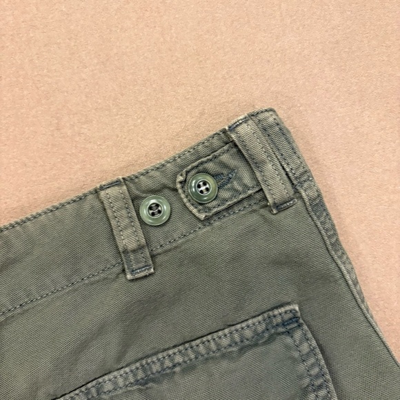The Great Women’s 100% Cotton Cut Off Shorts Army Green Size 28 - Picture 7 of 11